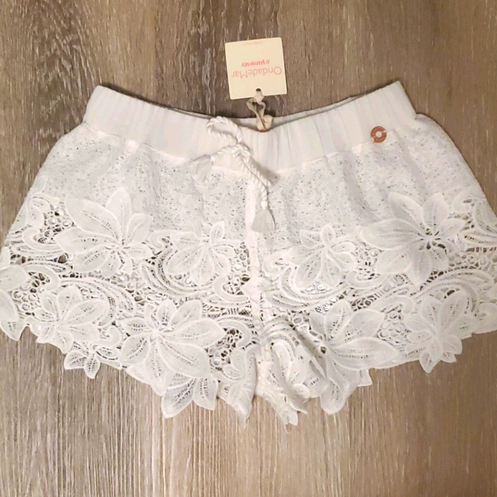 OndadeMar Crochet Style White Short Onda De Mar
